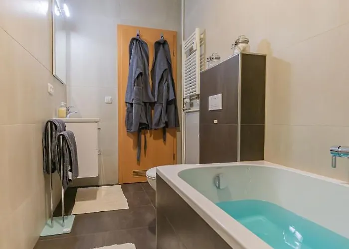 Altstadtapartment, 80 Qm,2 Schlafzimmer,parkplatz,netflix Daire Cottbus