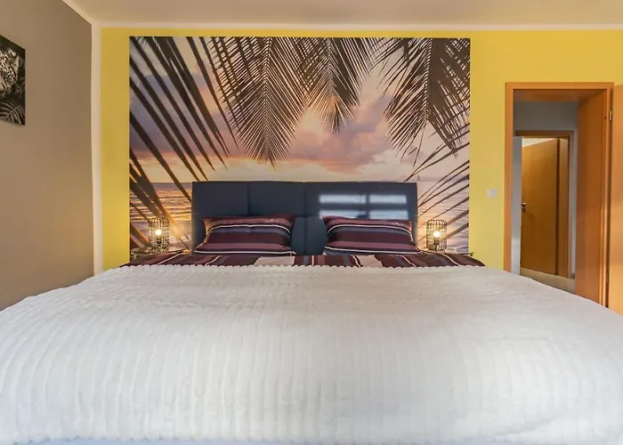 Lejlighed Altstadtapartment, 80 Qm,2 Schlafzimmer,parkplatz,netflix